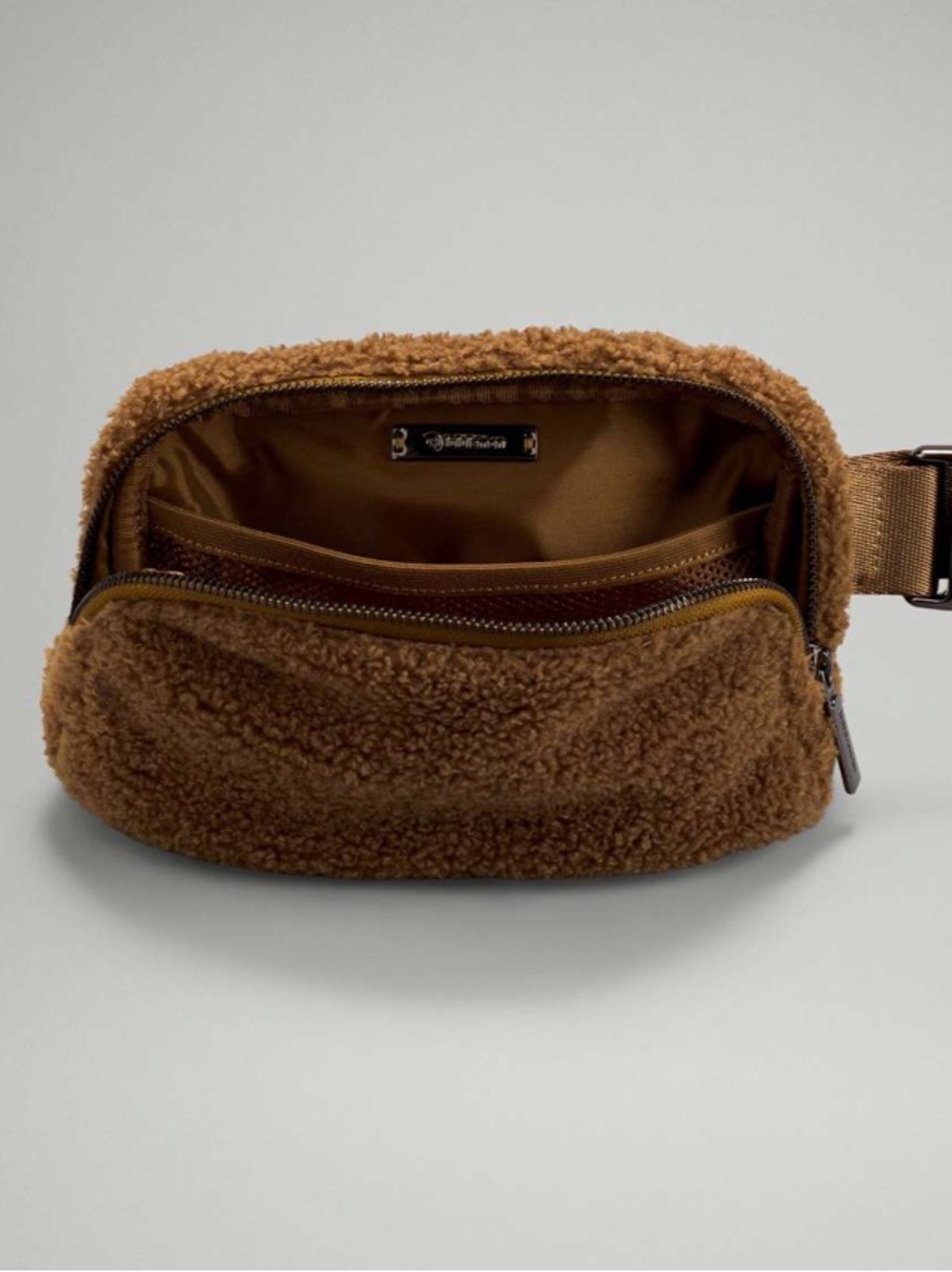 Everywhere Fleece Belt Bag - Burnt Caramel